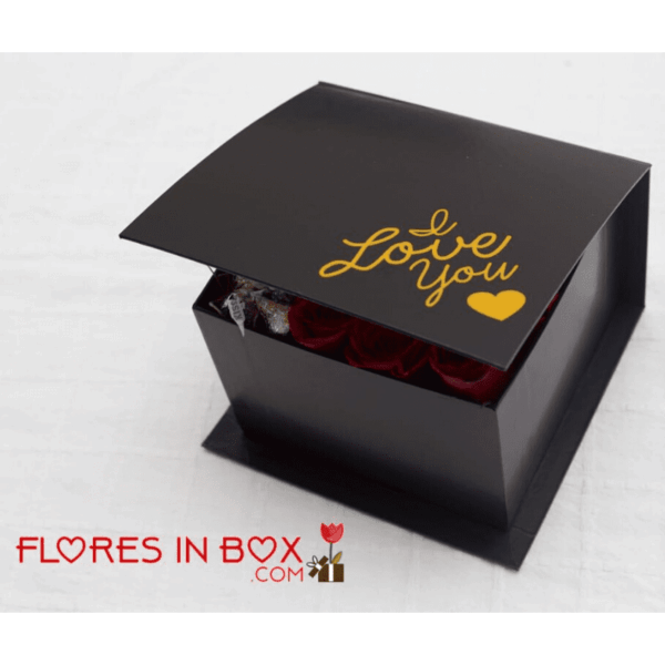 Kisses Box